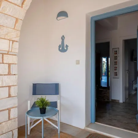 Holiday home Thomas House *