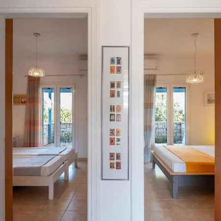 Thomas House * Parikia (Paros)