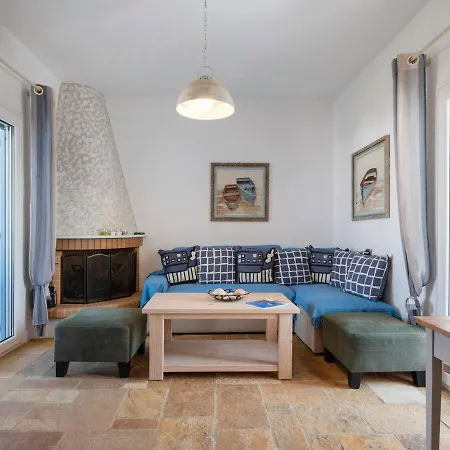 Thomas House Holiday home *